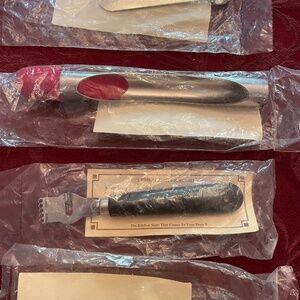 NEW ASSORTED 10 PAMPERED CHEF TOOLS. ALL FOR $65.00. A DEAL!